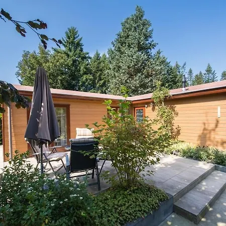 Omringd Door Op De Veluwe Chalet