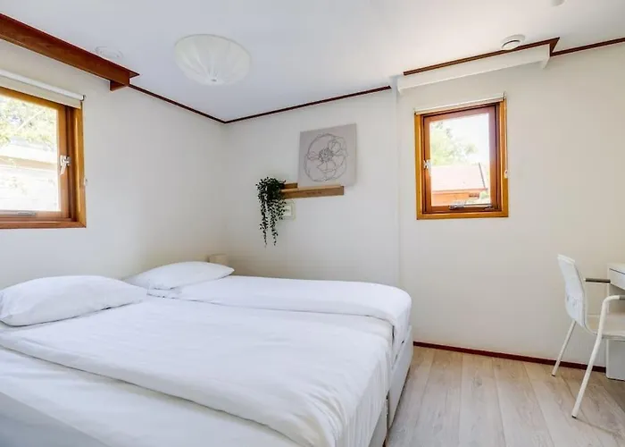 Omringd Door Op De Veluwe - Perfect Voor Gezinnen 샬레 *