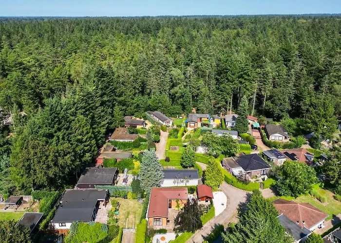 Omringd Door Op De Veluwe - Perfect Voor Gezinnen 샬레 *