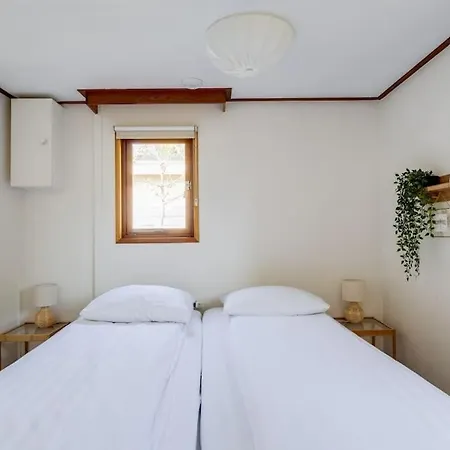 Шале Omringd Door Op De Veluwe - Perfect Voor Gezinnen *