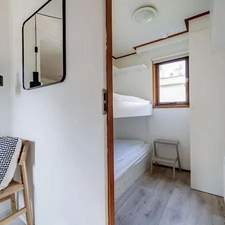 Omringd Door Op De Veluwe - Perfect Voor Gezinnen Пюттен